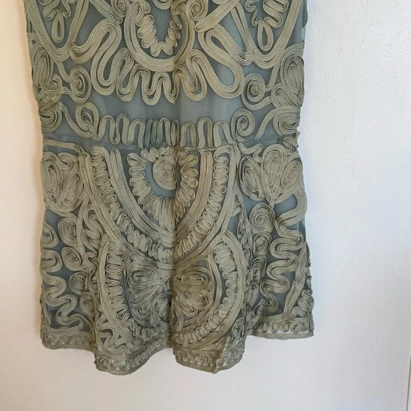 JS Collections Soutache Mermaid Midi Dress Size 2 JS Collections Soutache Mermaid Midi Dress Size 2